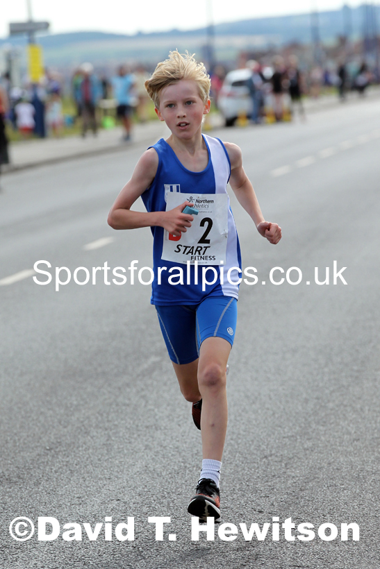 Boys under-13s 2021 Northern 6 and 4 Stage and Young Athletes Road Relays, Redcar. Photo: David T. Hewitson/Sports for All Pics